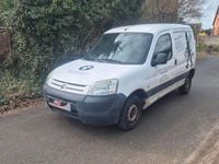 Gebraucht Citroën Berlingo 69 PS (50 kW) 2003 Weiß Van / Kleinbus