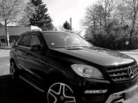 Gebraucht Mercedes ML250 204 PS (150 kW) 2014 Schwarz SUV