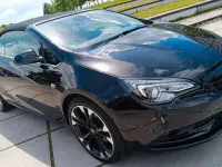 Gebraucht Opel Cascada Innovation 140 PS (102 kW) 2017 Schwarz Cabrio