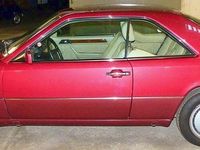 Gebraucht Mercedes 230 132 PS (97 kW) 1990 Rot