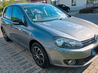 Gebraucht VW Golf VII Match 114 PS (83 kW) 2012 Grau Kleinwagen