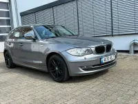 Gebraucht BMW 116 Sport Line 122 PS (89 kW) 2011 Grau Kleinwagen