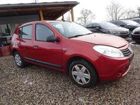 Gebraucht Dacia Sandero 75 PS (55 kW) 2010 Rot Limousine