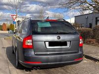 Gebraucht Skoda Octavia RS 200 PS (147 kW) 2012 Grau Kombi