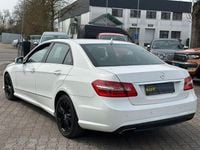 Gebraucht Mercedes E250 Avantgarde 204 PS (150 kW) 2012 Weiß Limousine