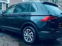 Second-hand VW Tiguan 150 CP (110 kW) 2017 Negru SUV