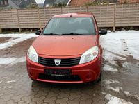 Gebraucht Dacia Sandero 75 PS (55 kW) 2009 Rot Kleinwagen