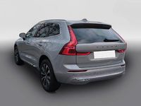 Gebraucht Volvo XC60 Plus 197 PS (144 kW) 2022 Silber SUV