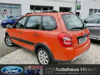 Gebraucht Lada Kalina 87 PS (63 kW) 2017 Orange pearl Limousine