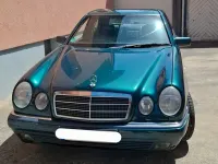 Gebraucht Mercedes E320 Elegance 224 PS (164 kW) 1997 Grün Limousine