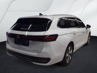 Gebraucht VW Passat Business 204 PS (150 kW) 2025 Weiß Kombi