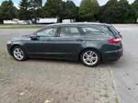 Gebraucht Ford Mondeo Titanium 179 PS (131 kW) 2015 Schwarz Limousine