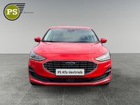 Gebraucht Ford Focus Titanium 125 PS (91 kW) 2022 Rot Limousine
