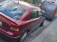 Gebraucht Opel Astra 90 PS (66 kW) 2000 Rot Limousine