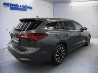 Gebraucht Ford Focus Titanium 116 PS (85 kW) 2025 Grau Limousine