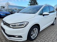 Gebraucht VW Touran Highline 150 PS (110 kW) 2017 Weiß Van / Kleinbus