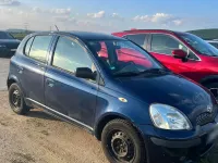 Gebraucht Toyota Yaris 87 PS (63 kW) 2003 Blau Kleinwagen