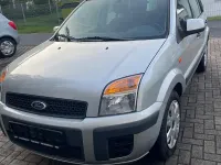 Gebraucht Ford Fusion 80 PS (58 kW) 2012 Silber Kleinwagen