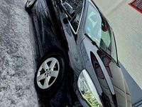 Gebraucht BMW 218 Active Tourer Sport Line 150 PS (110 kW) 2015 Schwarz Van / Kleinbus
