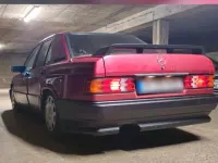 Gebraucht Mercedes 190 109 PS (80 kW) 1992 Rot Limousine