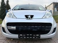Gebraucht Peugeot 107 Urban Move 68 PS (50 kW) 2008 Grau Kleinwagen