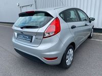 Gebraucht Ford Fiesta Ambiente 75 PS (55 kW) 2015 Silber Kleinwagen