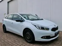 Gebraucht Kia Ceed 128 PS (94 kW) 2013 Weiß Kleinwagen