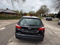 Second-hand Ford Focus 125 CP (91 kW) 2014 Negru Break