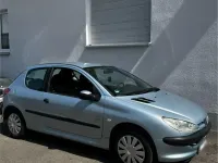 Gebraucht Peugeot 206 60 PS (44 kW) 2004 Blau Kleinwagen