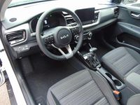Neu Kia Stonic Vision 101 PS (74 kW) 2025 (ud) clear white s SUV