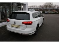 Gebraucht VW Passat Comfortline 190 PS (139 kW) 2018 Pure white Kombi