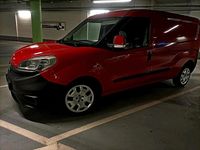 Gebraucht Fiat Doblò 105 PS (77 kW) 2016 Rot Van / Kleinbus