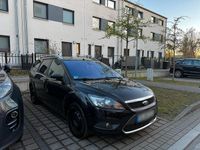 Gebraucht Ford Focus Titanium 109 PS (80 kW) 2010 Schwarz Kombi
