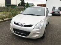 Gebraucht Hyundai i20 Classic 77 PS (56 kW) 2009 Gold Kleinwagen