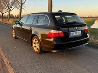 Gebraucht BMW 525 197 PS (144 kW) 2007 Schwarz Kombi