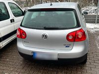 Gebraucht VW Golf V 125 PS (91 kW) 2004 Silber Kleinwagen