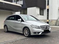Gebraucht Mercedes 180 Sport 109 PS (80 kW) 2012 Silber Limousine