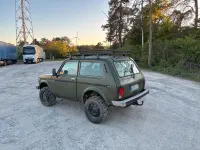 Second-hand Lada niva 82 CP (60 kW) 2006 Verde SUV