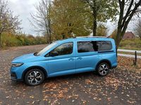 Gebraucht Ford Tourneo Active 122 PS (89 kW) 2024 Blau Van / Kleinbus