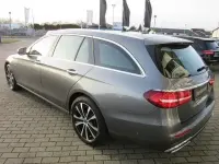 Gebraucht Mercedes E300 Avantgarde 317 PS (233 kW) 2020 Grau Kombi