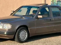 Gebraucht Mercedes E230 132 PS (97 kW) 1994 Braun Limousine