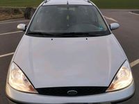 gebraucht Ford Focus 1,6 Benzin 2 Hand