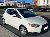 Gebraucht Mitsubishi Colt 75 PS (55 kW) 2012 Weiß Kleinwagen