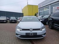 Gebraucht VW Golf VII Trendline 110 PS (80 kW) 2017 Grau Kleinwagen