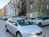 Second-hand Opel Astra 140 CP (102 kW) 2012 Gri Break