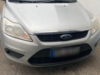 Usata Ford Focus 140 CV (102 kW) 2010 Argento Station wagon