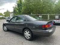 Gebraucht Toyota Camry 131 PS (96 kW) 2000 Grau Limousine
