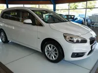 Gebraucht BMW 218 Gran Tourer Luxury Line 136 PS (100 kW) 2015 Weiß Van / Kleinbus