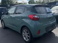 Gebraucht Hyundai i10 Edition 30+ 67 PS (49 kW) 2022 Grün Kleinwagen