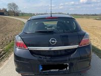 Gebraucht Opel Astra GTC 90 PS (66 kW) 2008 Schwarz Kleinwagen